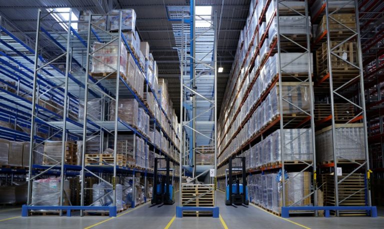 Que diferencia al rack selectivo